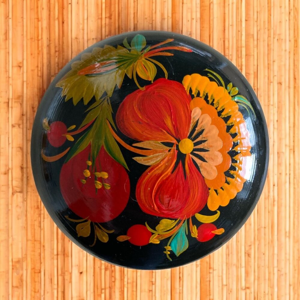 Vintage Hand-Painted Russian Lacquer Trinket Dish With Floral Design